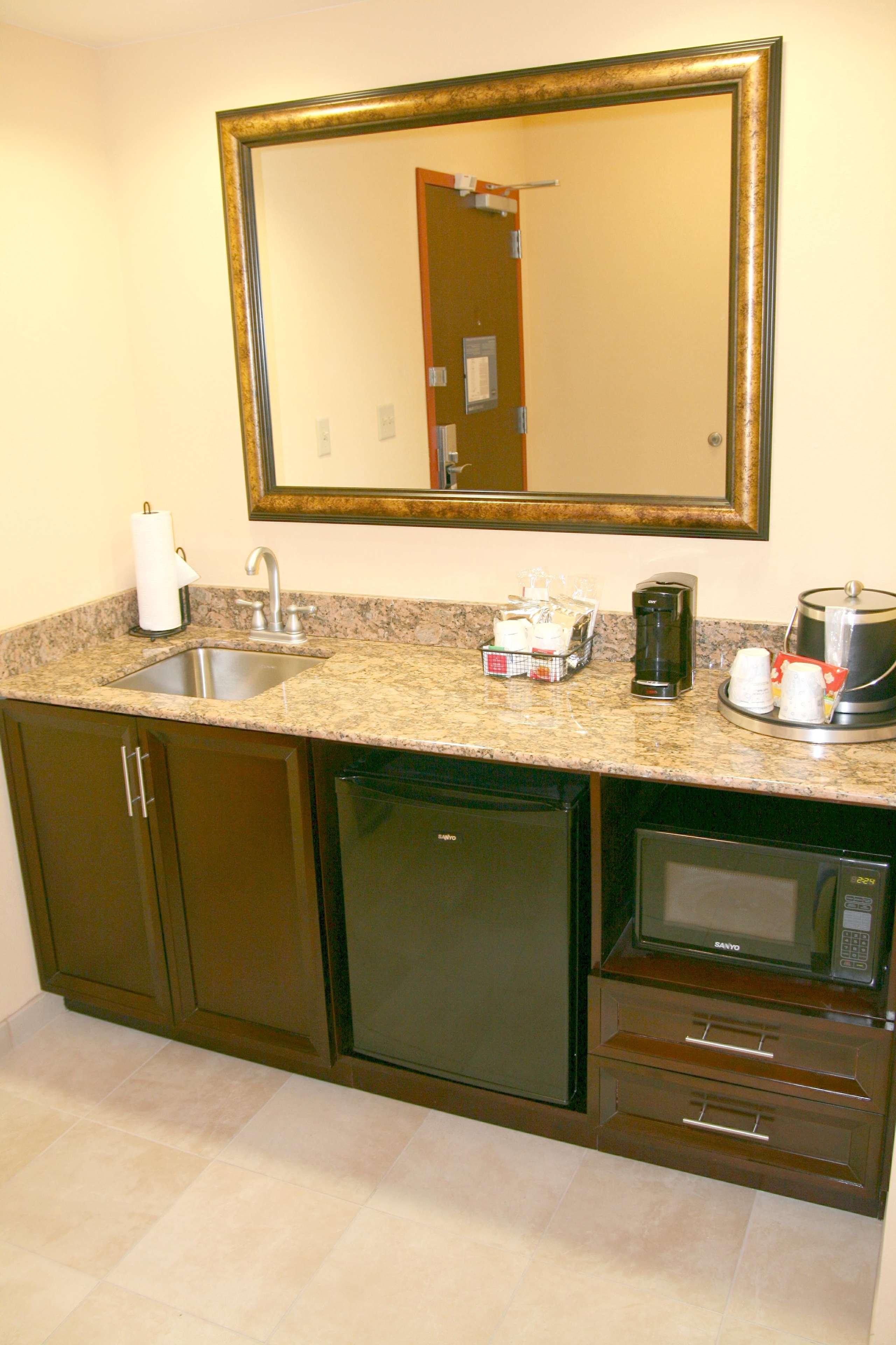 Hampton Inn & Suites Denver/Highlands Ranch Литълтън Стая снимка