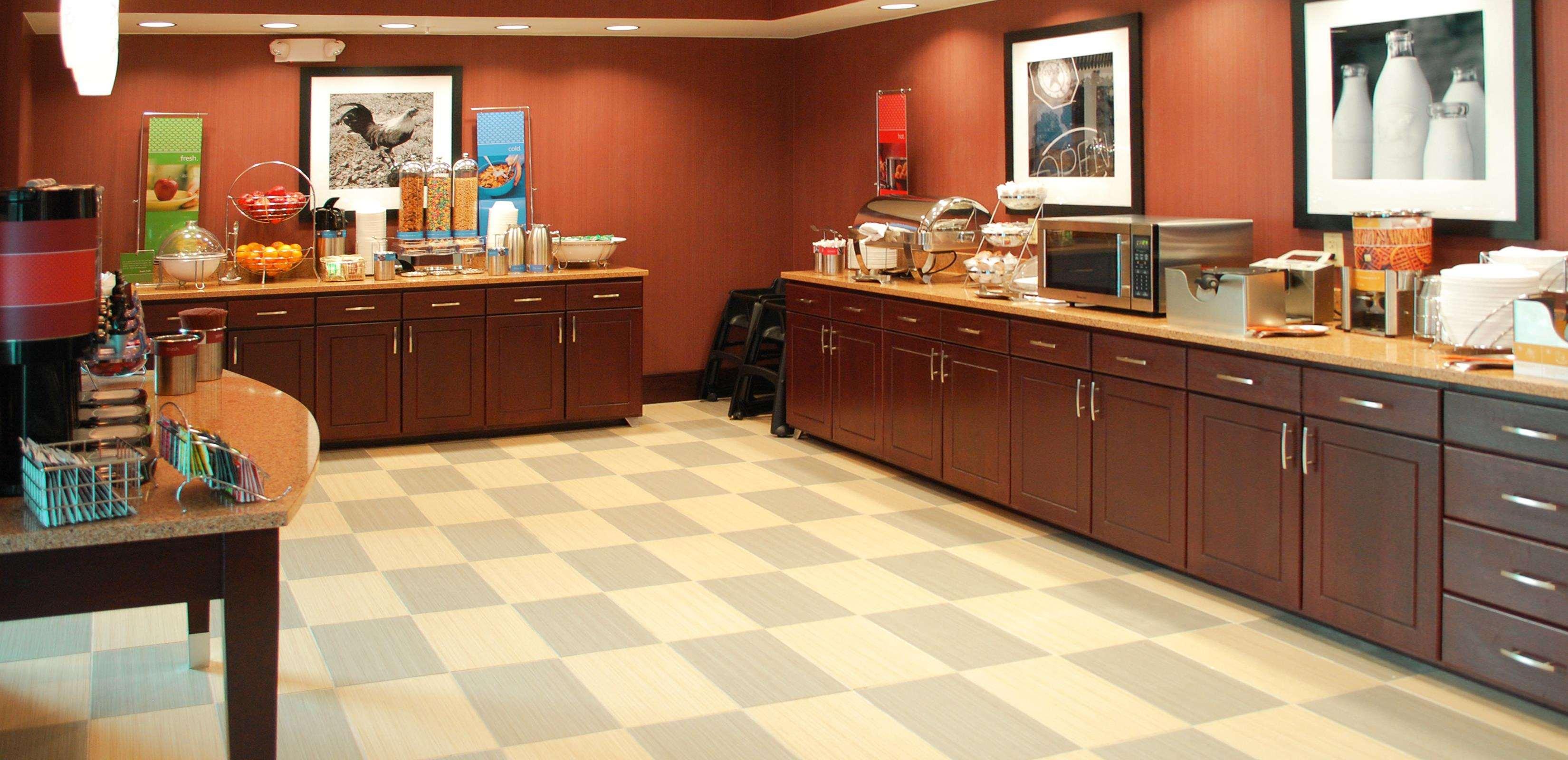 Hampton Inn & Suites Denver/Highlands Ranch Литълтън Ресторант снимка